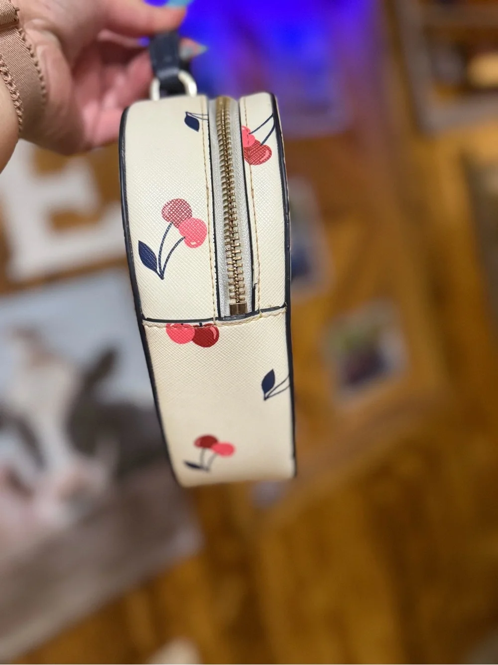 Kate Spade Love Shack Heart ‘loved’ Crossbody ***with cute pebbled card holder**
